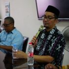 Kepala Dinas Pendidikan Aceh, Marthunis, ST., D.E.A., menyampaikan sejumlah poin penting dalam pertemuan bersama dewan guru SMK Negeri 1 Bireuen pada Sabtu, 26 Oktober 2024.